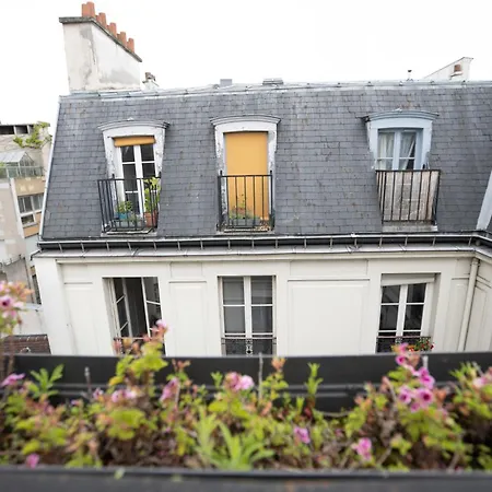 Pompidou 3, Rue Simon Le Franc - 4 Places * Paris